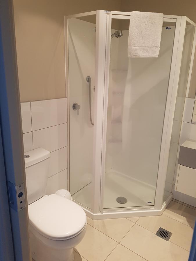 Te Kaha Beach Hotel Luaran gambar