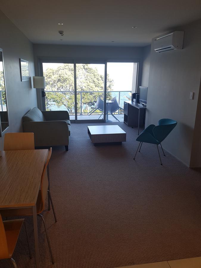 Te Kaha Beach Hotel Luaran gambar