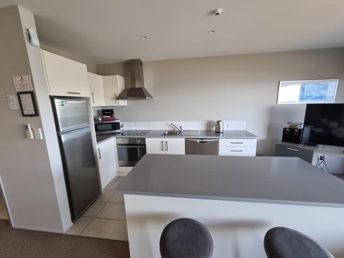 Te Kaha Beach Hotel Luaran gambar